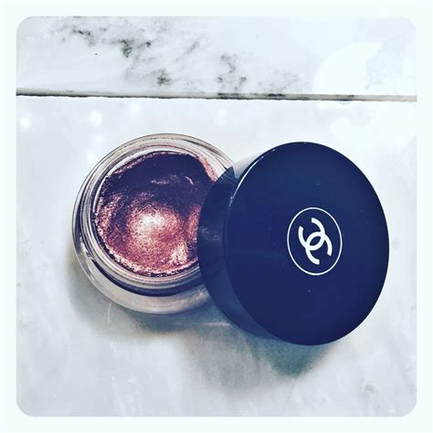 chanel cream eyeshadow new moon|Chanel eyeshadow pourpre brun.